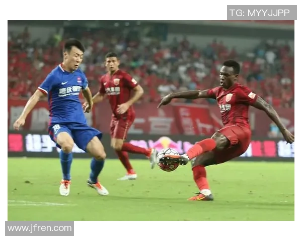 上海上港迎战重庆力帆18轮精彩对决展现中超魅力与激情