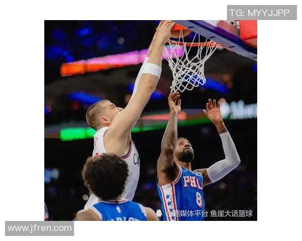 3月2日76人对决快船精彩赛事直播全程回顾与分析